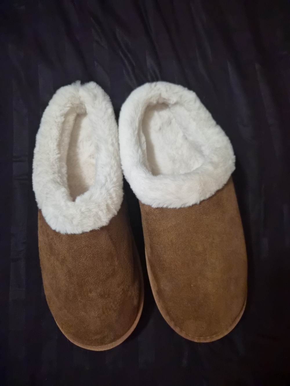 Source Unknown Brown Faux-Suede Slippers with Cream Fleece Lining Size 7-8